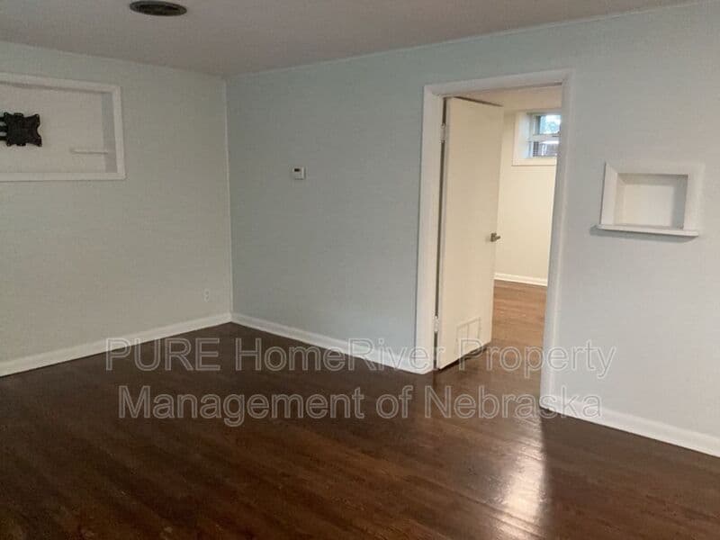 Omaha Condo: 1021 S 30th Ave