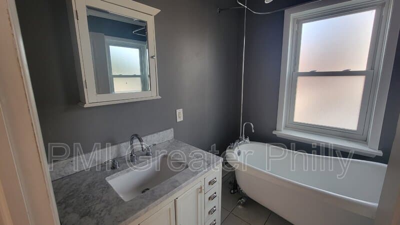 Philadelphia House: 306 Cambridge St