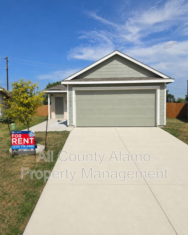 Von Ormy House: 5702 Repeating Wy