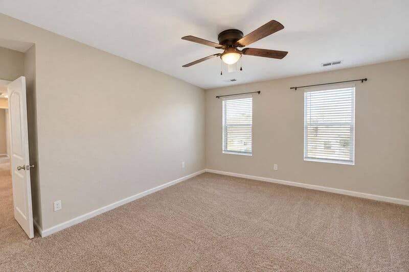 Savannah House: 3 Cadre Circle