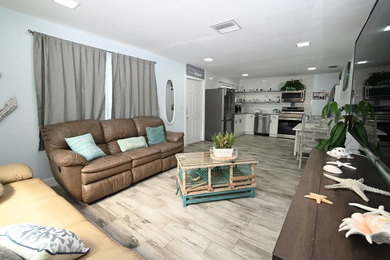 Cape Coral Condo: 206 Cape Coral Parkway West