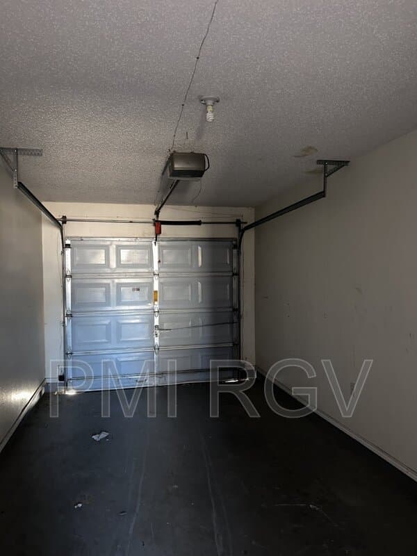 Edinburg House: 1021 Denver
