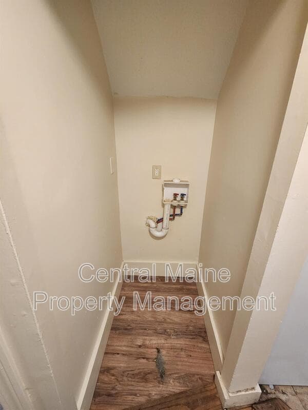 Lewiston Condo: 206 Park Street #6