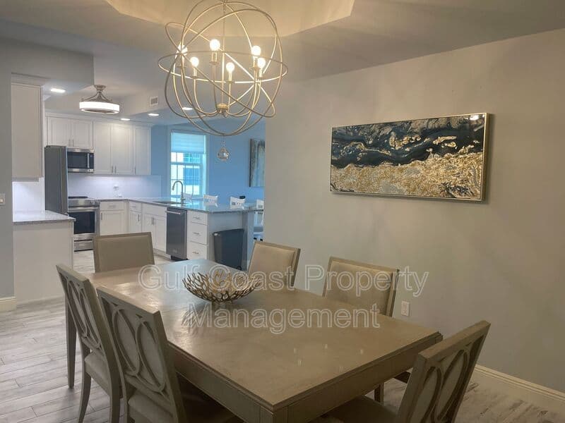 Osprey House: 260 Hidden Bay Dr