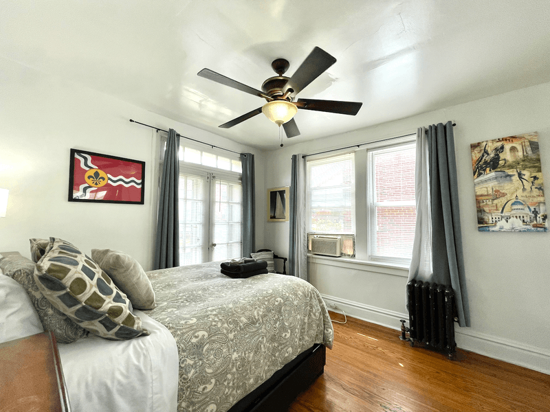 St Louis Condo: 6655 Berthold Ave