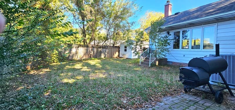 Hampton House: 4 Rhonda Circle