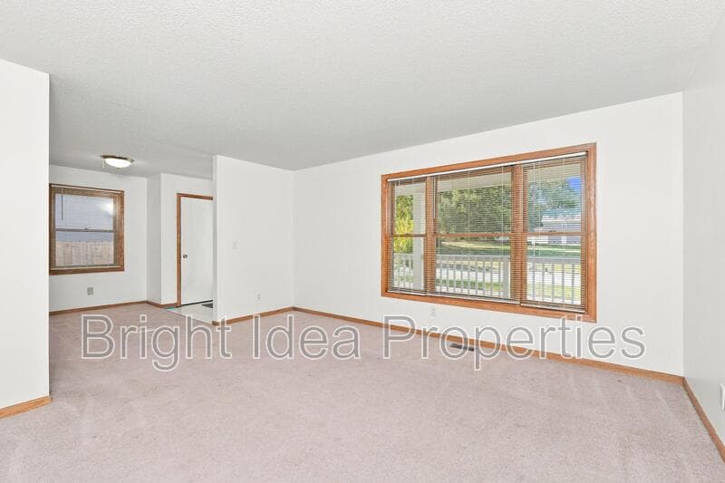 Minneapolis House: 2324 Emerson Avenue North