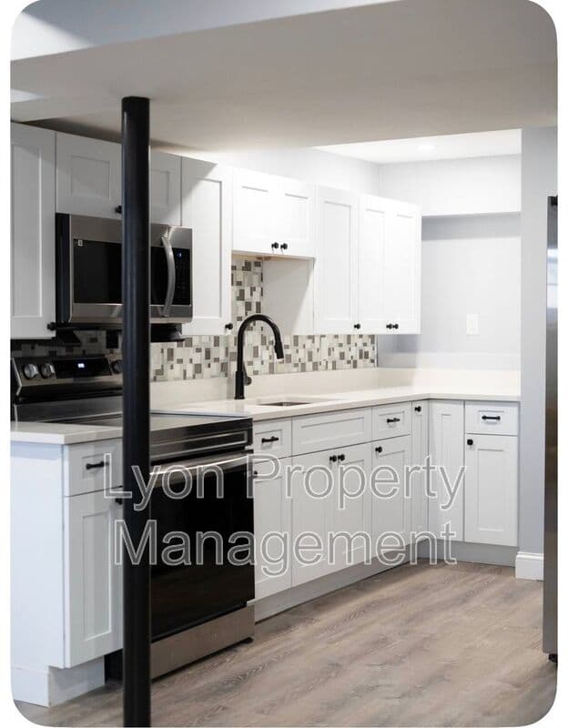 Providence Condo: 20 Westcott Ave