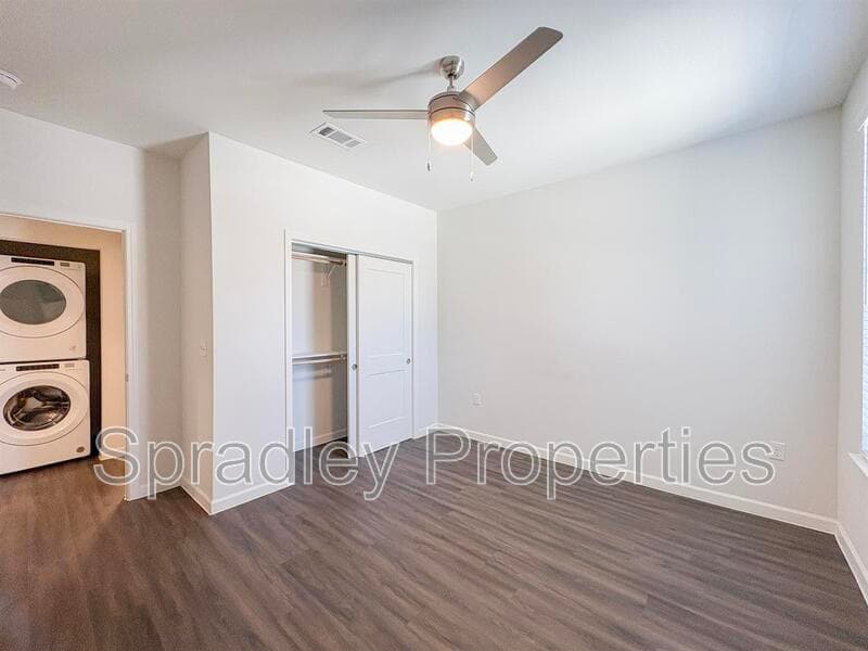 Belton Condo: 710 Shine St.