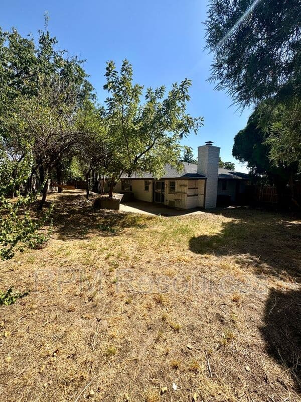 Bethany House: 2820 N McMillan Cir
