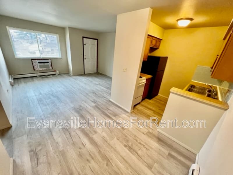 Evansville Condo: 120 S Boeke Rd