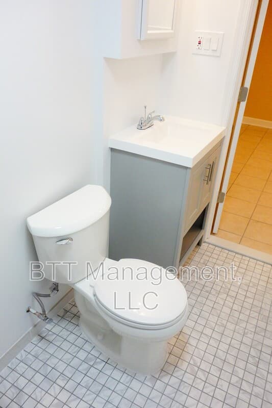 Takoma Park Condo: 8413 Flower Ave