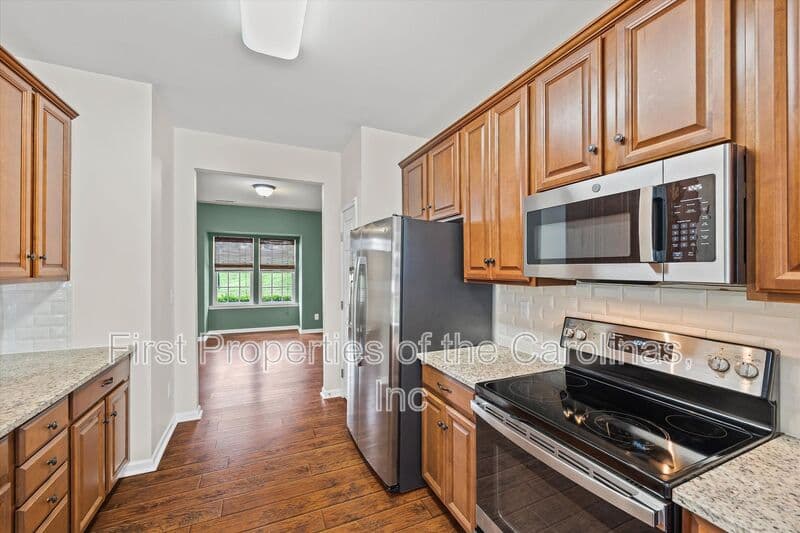 Charlotte Townhome: 9736 Springholm Drive