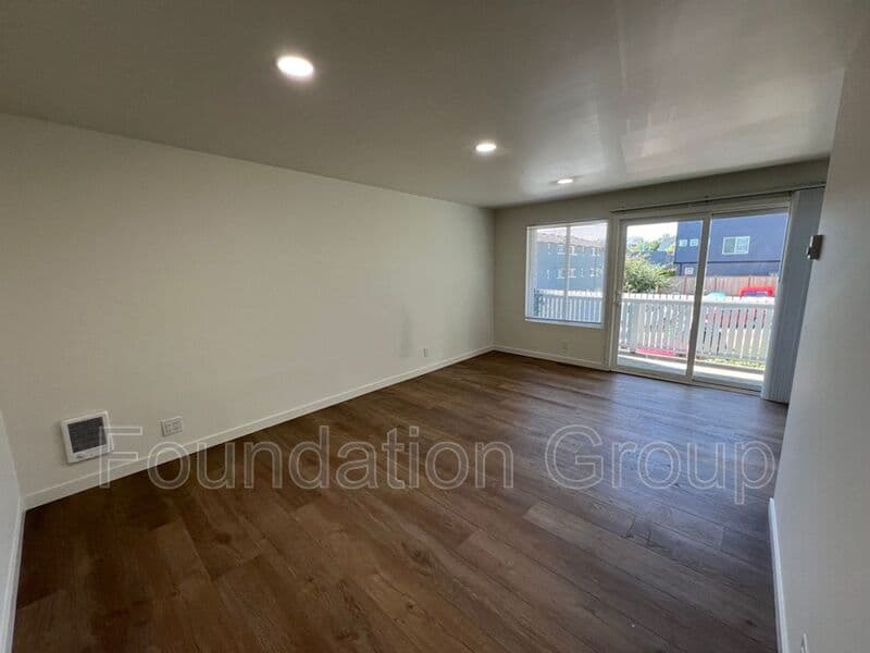 Seattle House: 3829 Martin Luther King Jr Way S