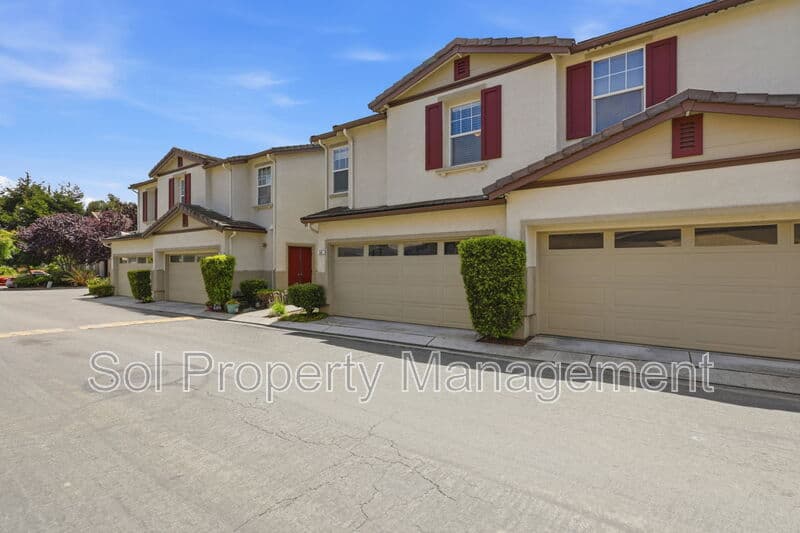 Watsonville Townhome: 58 Del Rio Court - 1