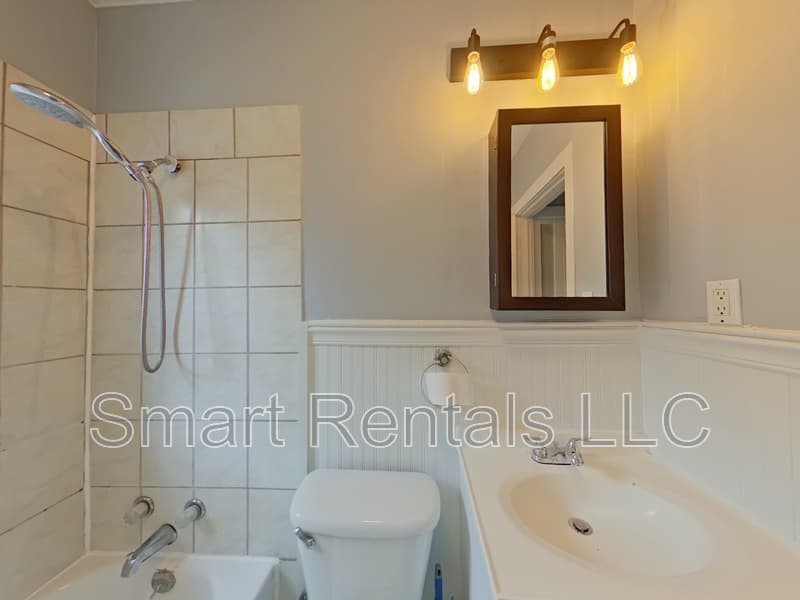 St. Louis Condo: 3657 Gasconade Street - 2F