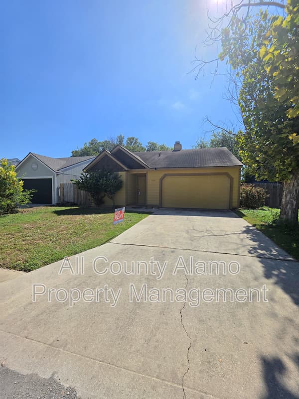 San Antonio House: 7515 Brandyridge