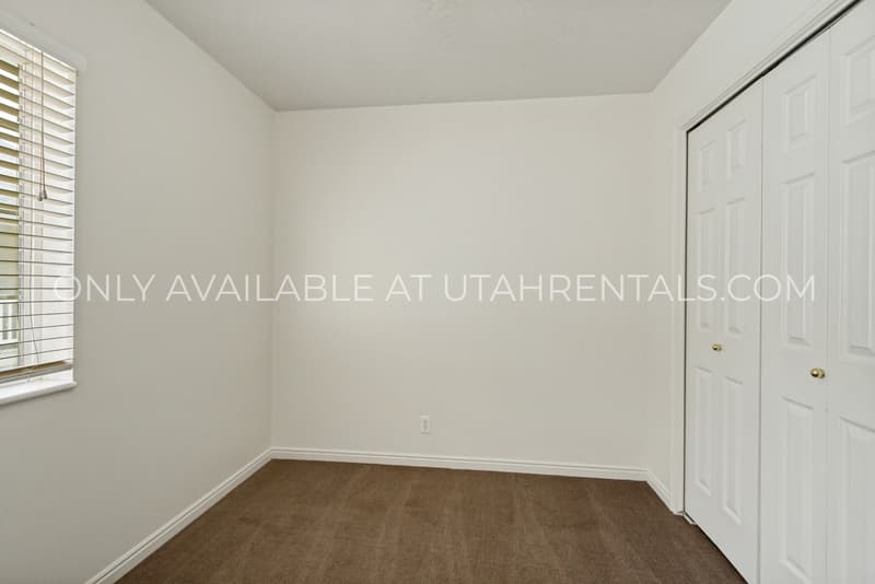 Provo Townhome: 1343 S 1370 E