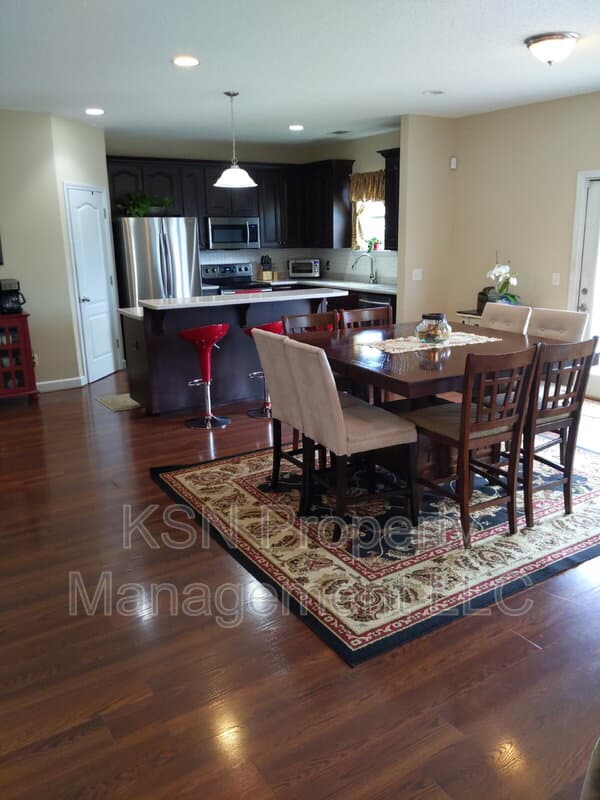 Pooler House: 264 Pink Dogwood Lane