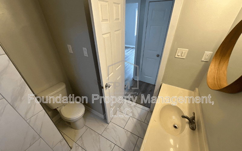 Memphis House: 4392 Ryan Street
