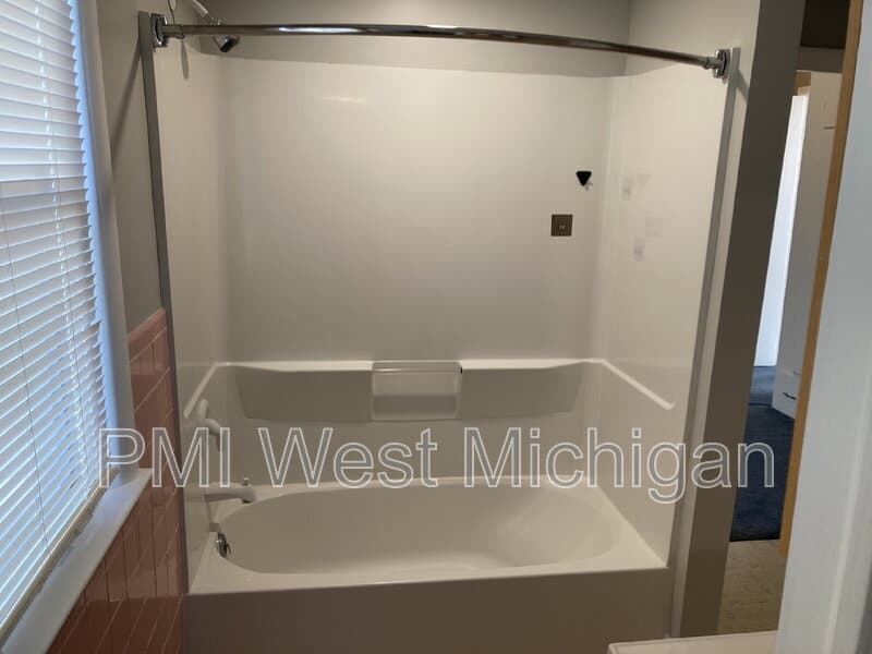 Grand Rapids Condo: 36 Lowell Ave NE
