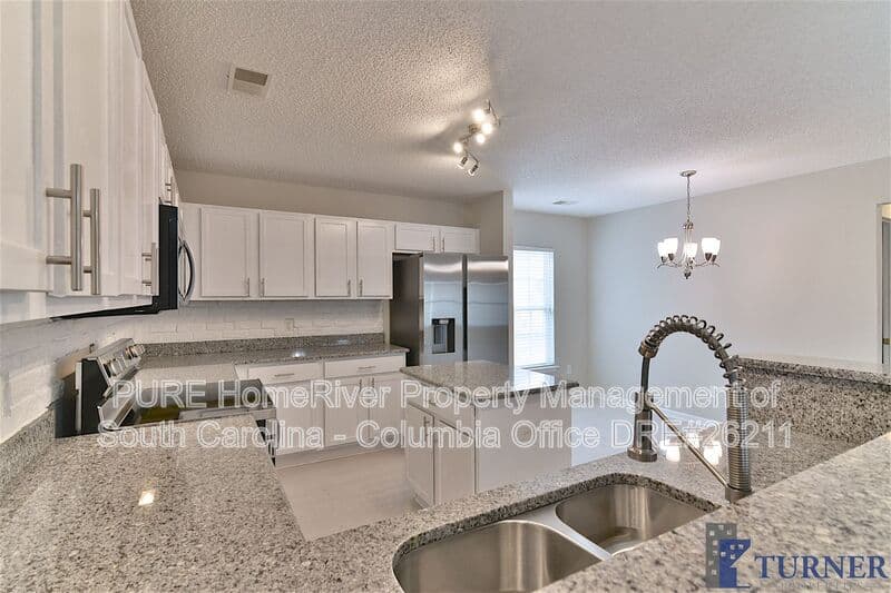 Chapin House: 125 Baltic Ct