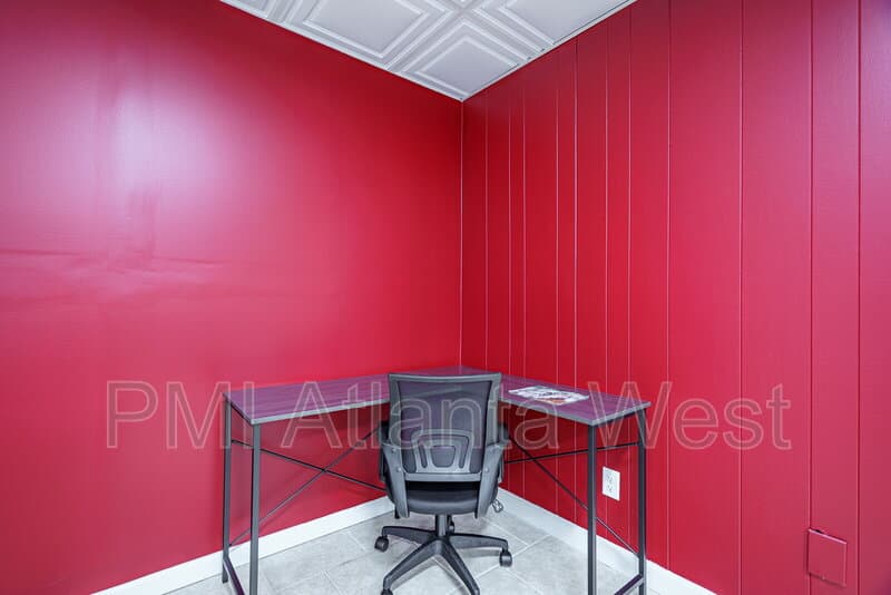 Sandy Springs House: 2215 Spalding Drive