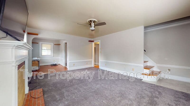 Greenville House: 201 N Summit Street