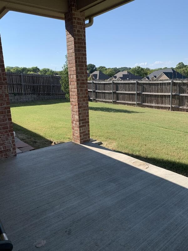 Ada House: 900 Cypress Drive