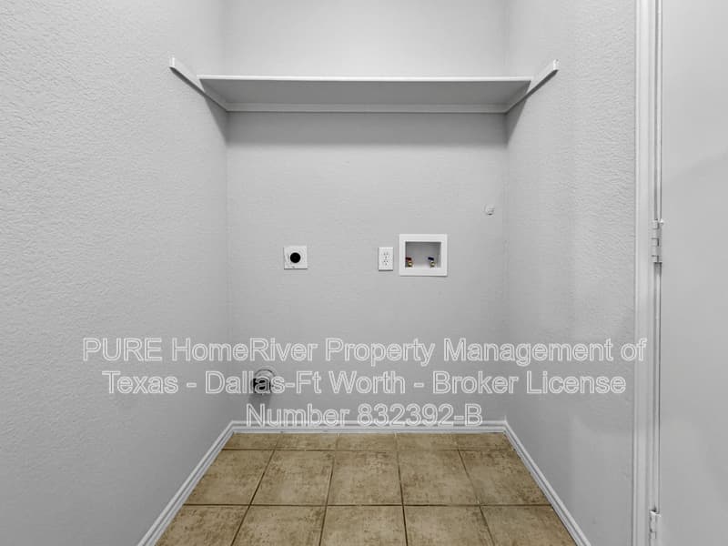Forney House: 2009 Cobblestone Trl