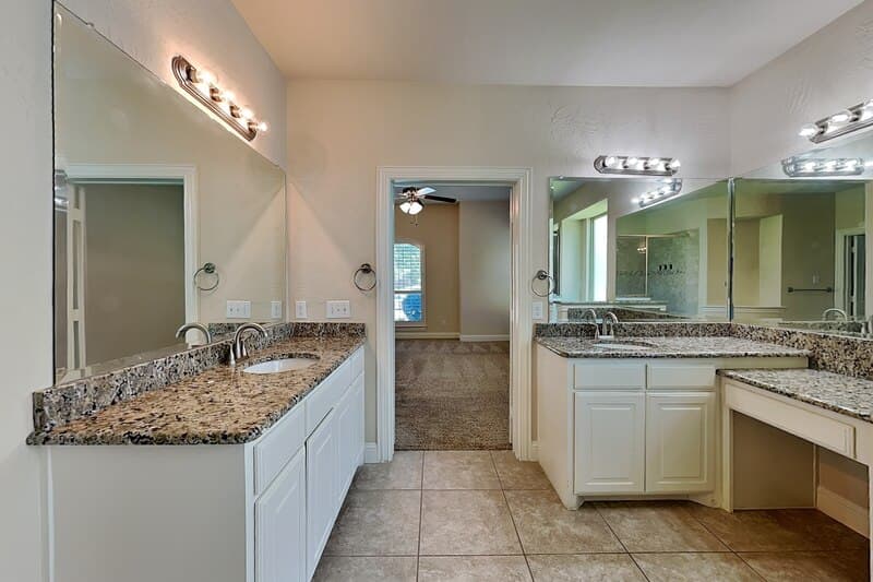 Garland House: 3006 Knightsbridge Ln