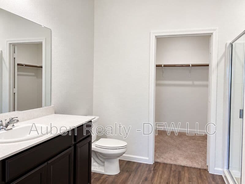 Fort Worth House: 6525 Trident Court