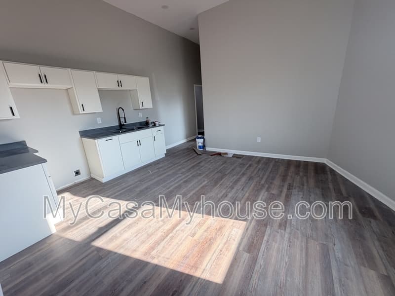 Memphis Condo: 1413 Court Avenue