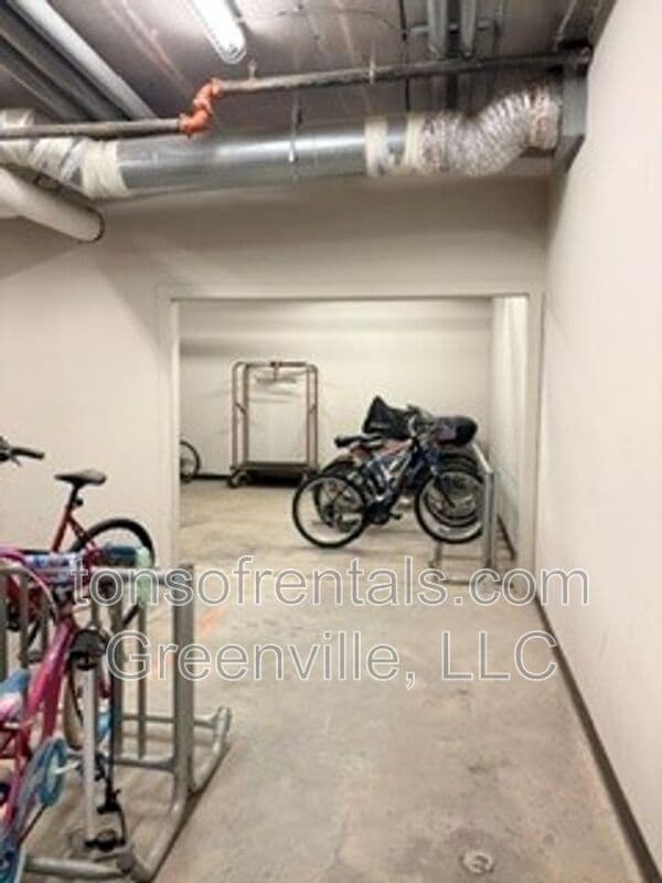 Greenville Condo: 98 E. McBee Ave.