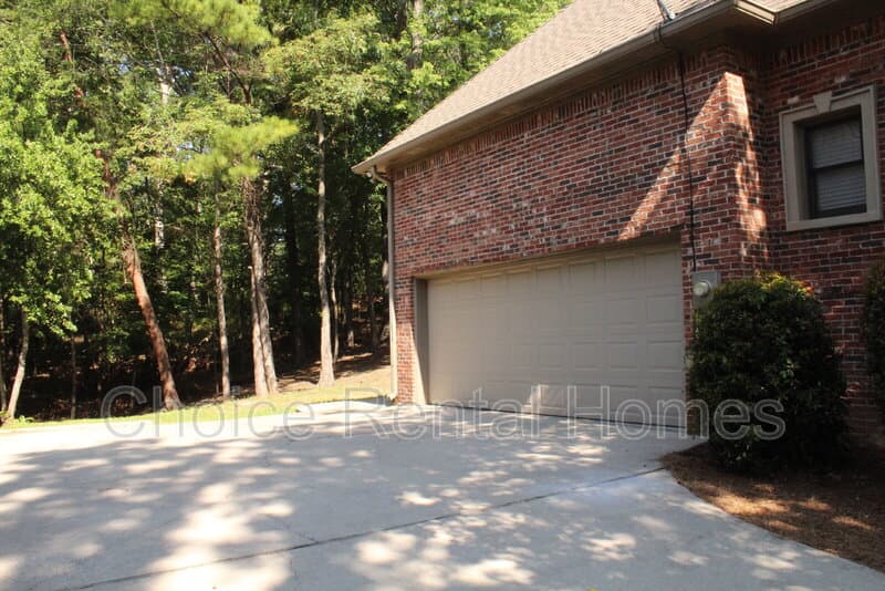 Birmingham House: 6031 Rosemont Road