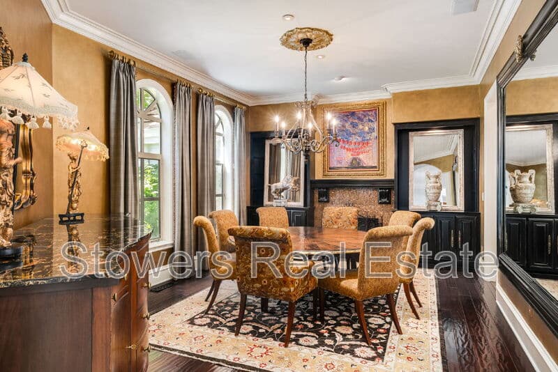 Danville House: 4482 Deer Ridge Rd