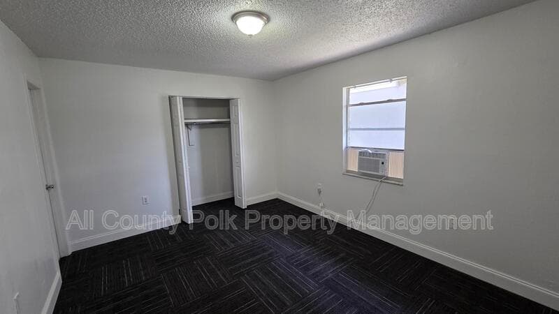 Lakeland Condo: 522 Pinewood Avenue