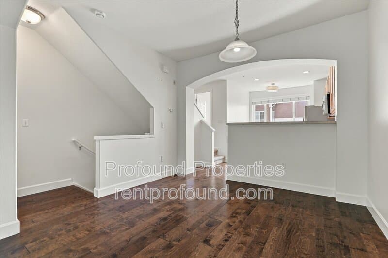 Beaverton Condo: 8630 SW 147th Terrace - 103