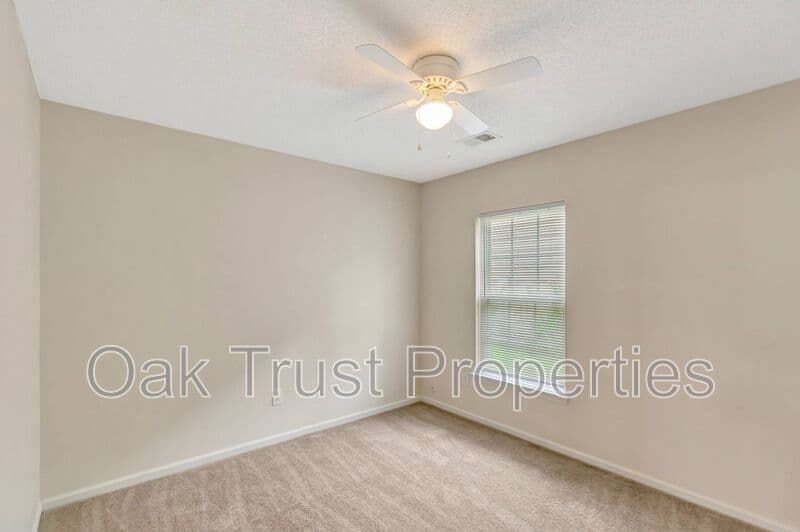Ladson House: 1053 Friartuck Trail