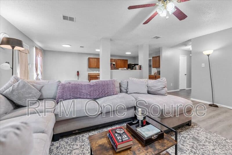 McKinney House: 5401 Pandale Valley Drive