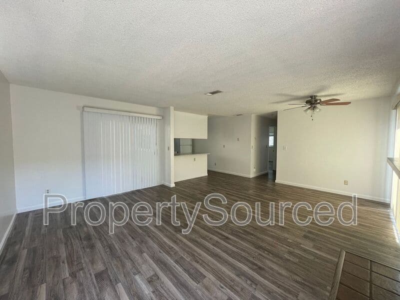 Manteca Condo: 1296 Spruce Lane