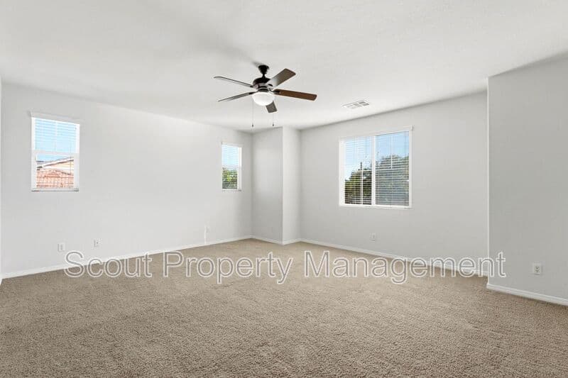 Menifee House: 29128 Rockledge Drive