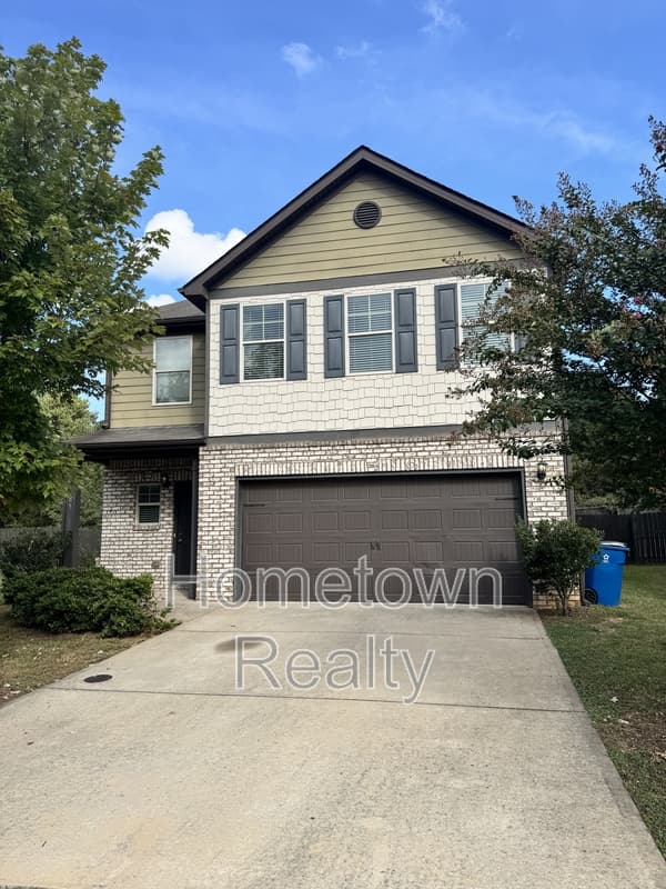 McDonough House: 785 Galveston Way