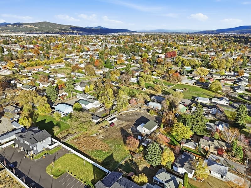 Spokane Valley House: 12707 East Main Avenue - 1