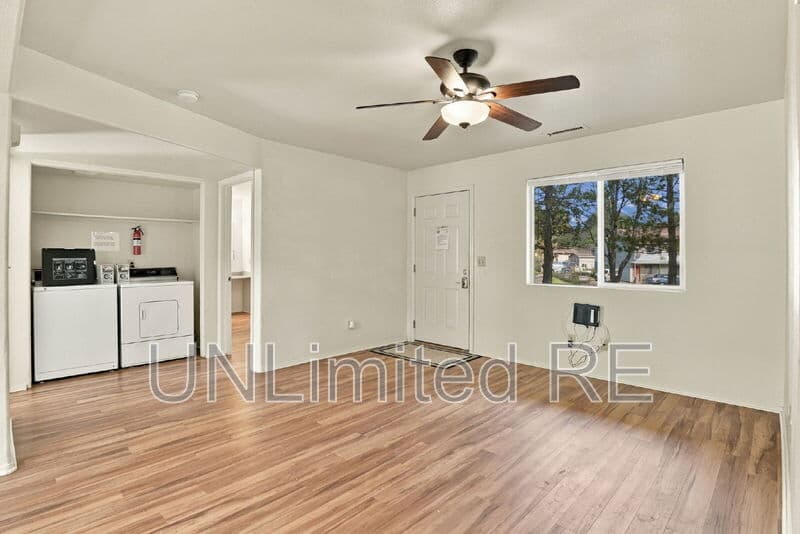 Flagstaff Condo: 25 S Maricopa St