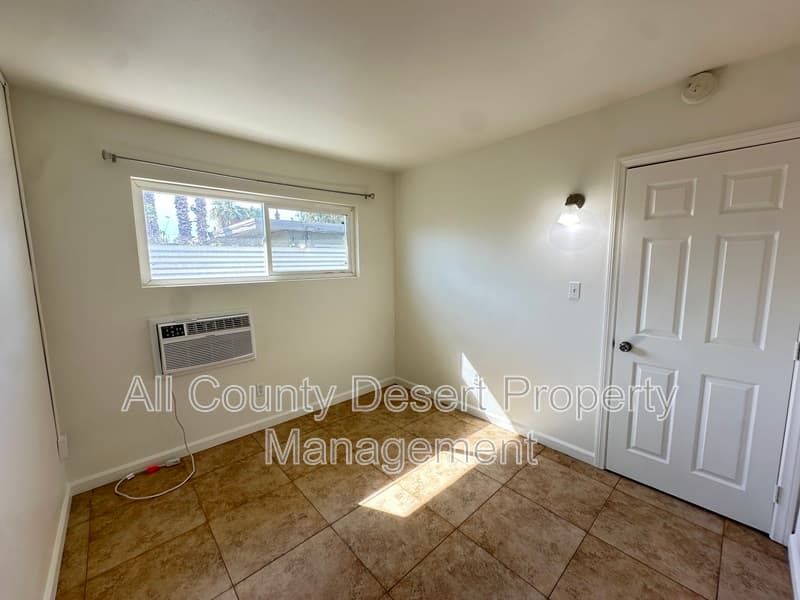 Palm Springs Condo: 521 El Placer