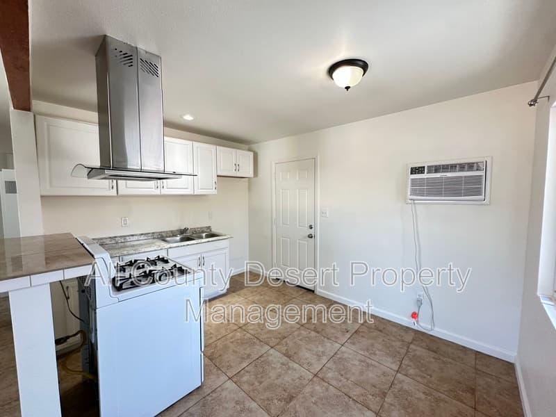 Palm Springs Condo: 521 El Placer