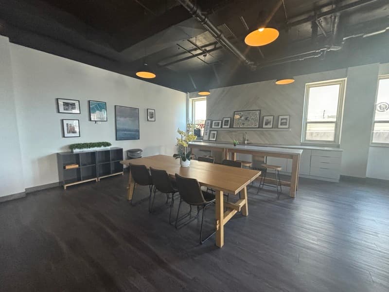 Richmond Condo: 311 W Franklin St