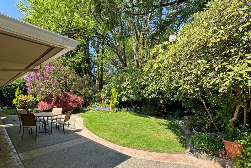 Kirkland House: 10632 NE 47th Pl