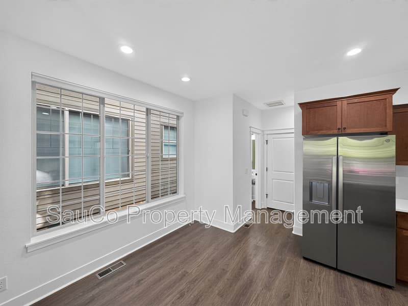 Beaverton Townhome: 11971 Southwest Horizon Boulevard